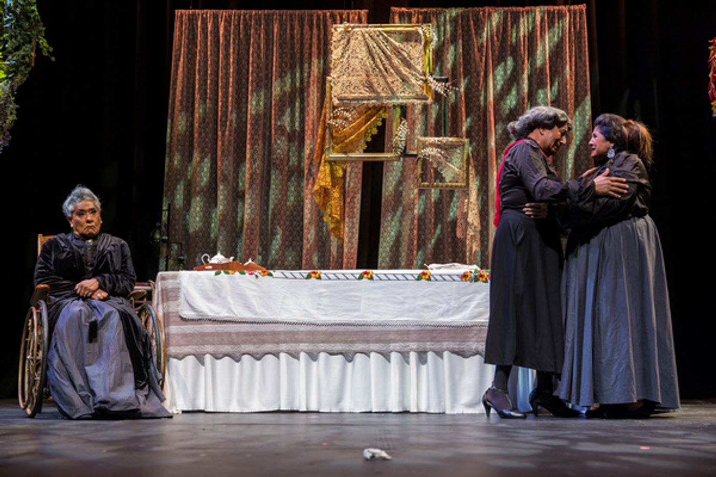 Photos: CARLOTA: ALHAJERO DE SECRETOS is Now Playing at The Los Angeles Theatre Center  Image