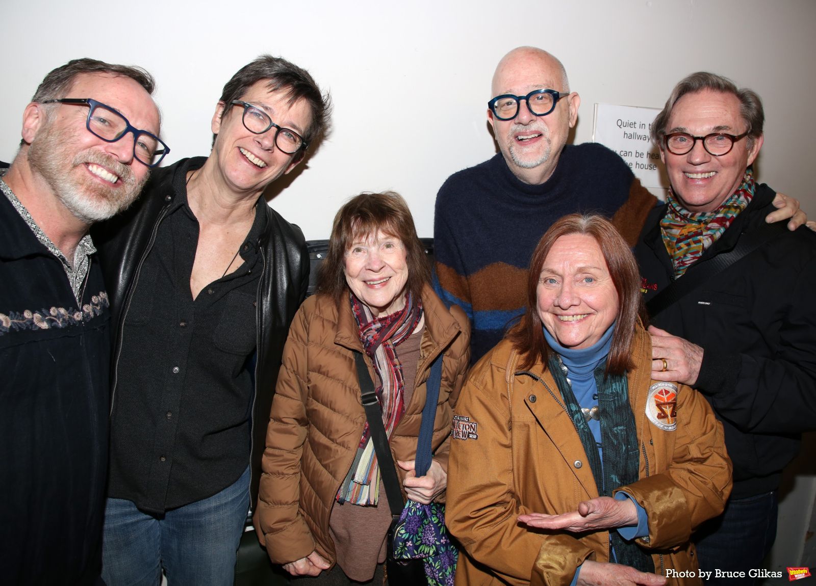 Photos: Annette Bening and Ella Beatty Visit THE BALUSTERS — photo 2 of 3