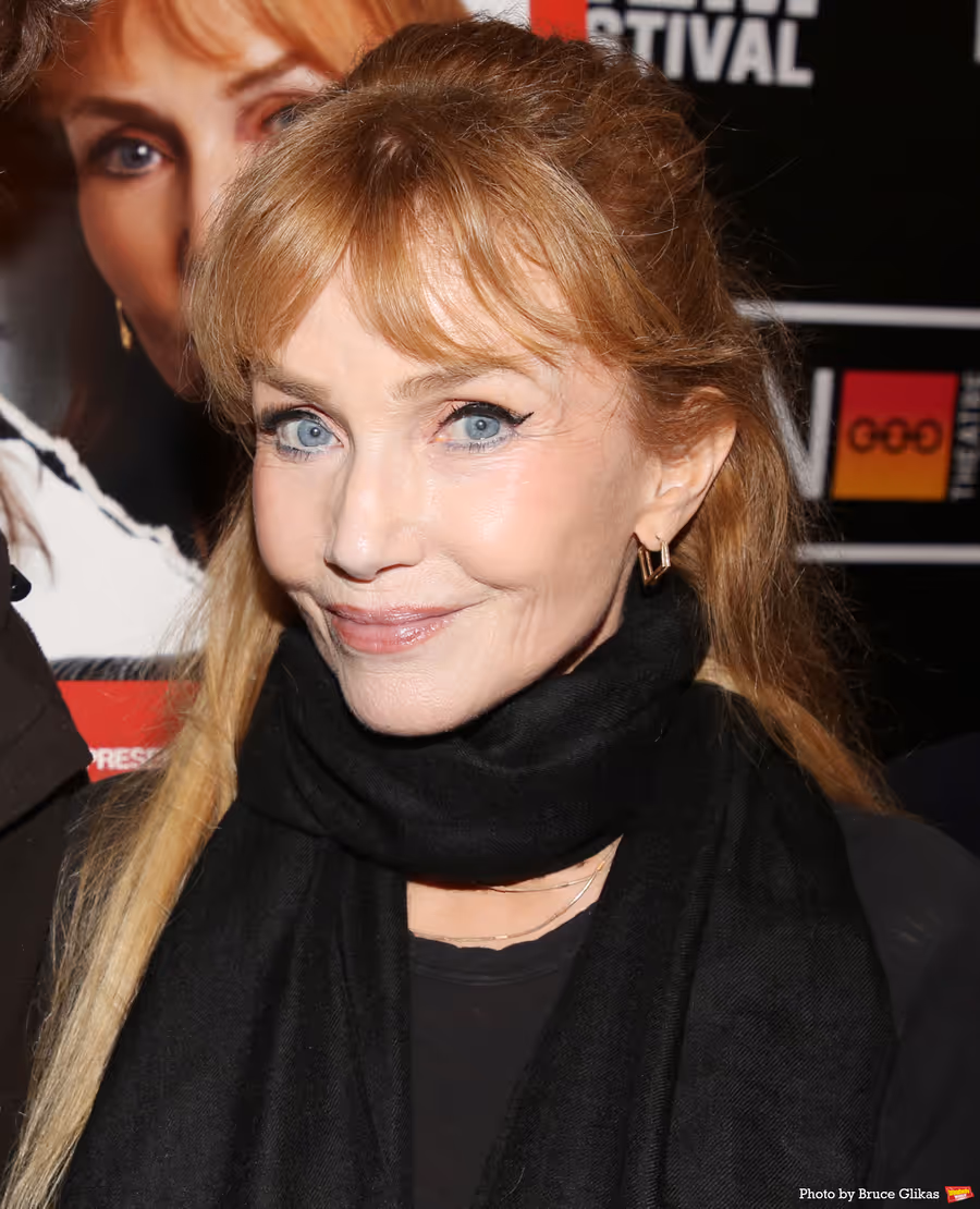 Photos: Rebecca De Mornay and the Cast of THE PUSHOVER Take Final Bows Image