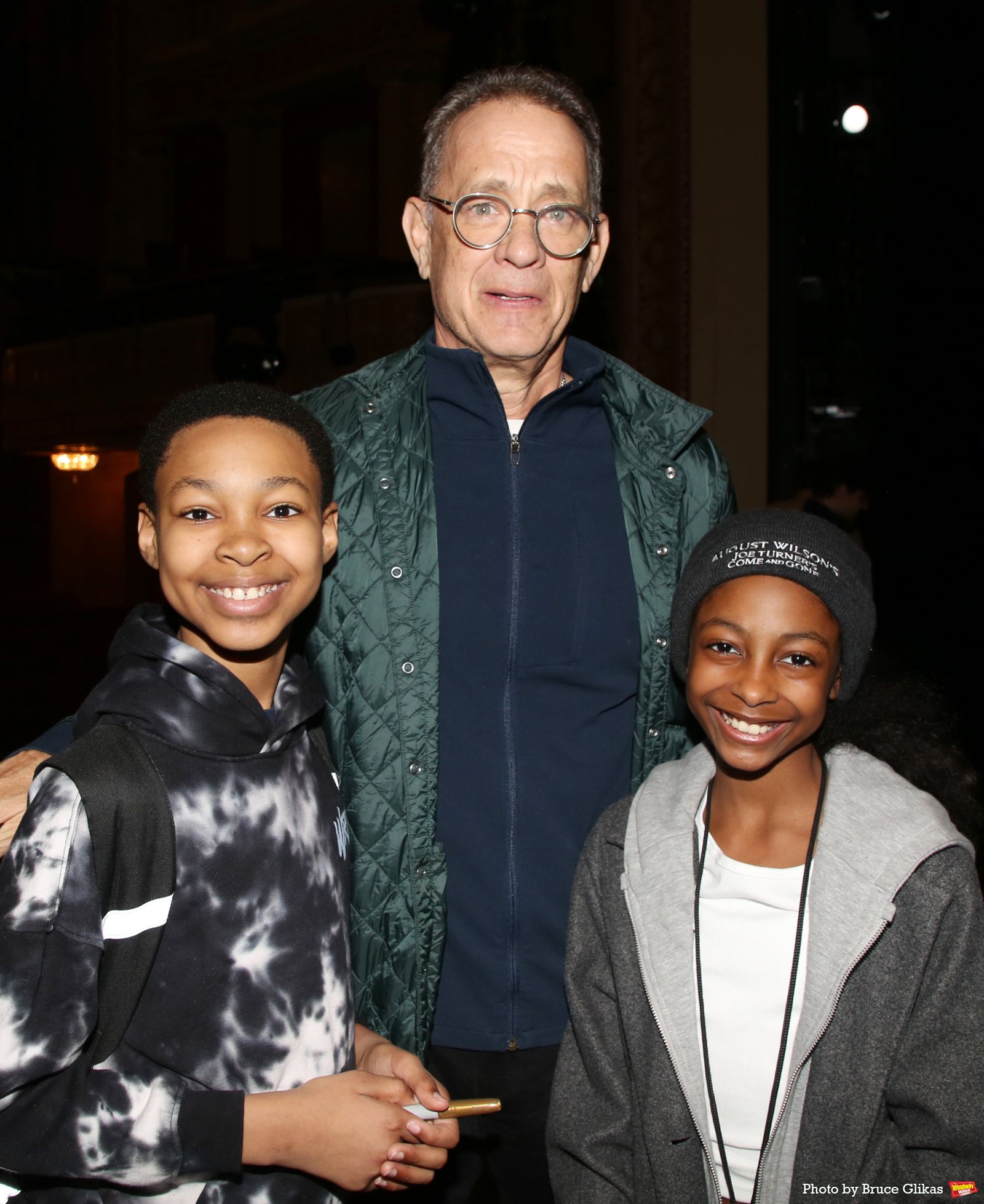 Photos: Tom Hanks Visits JOE TURNER'S COME AND GONE and THE BALUSTERS — photo 5 of 10