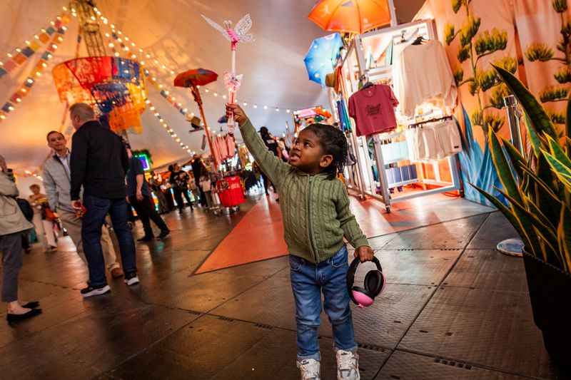 Photos: Cirque Du Soleil's LUZIA Premieres In The Greater Philadelphia Area — photo 17 of 32