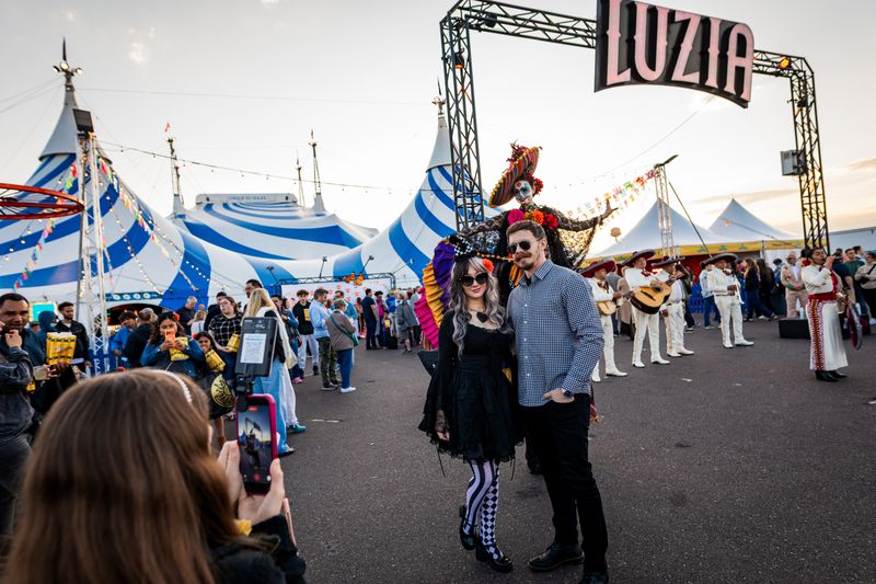 Photos: Cirque Du Soleil's LUZIA Premieres In The Greater Philadelphia Area — photo 26 of 32