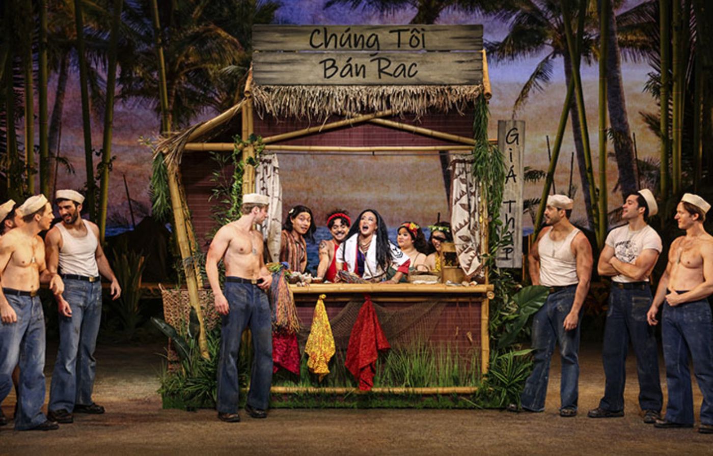 Photos: SOUTH PACIFIC Opens At Paramount Theatre  Image