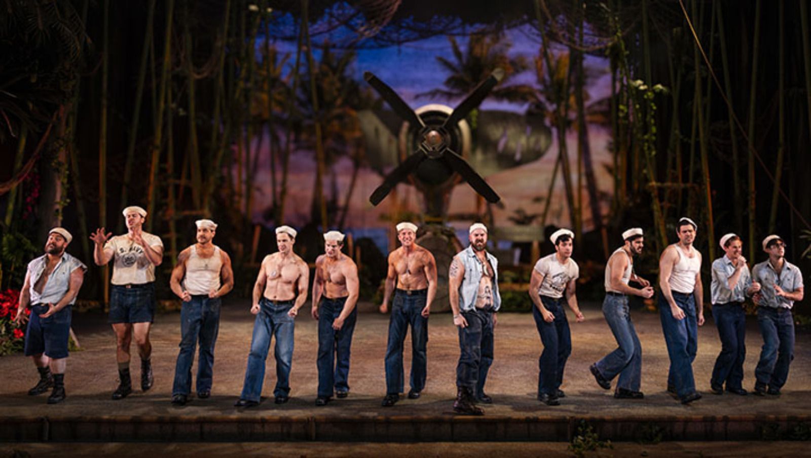 Photos: SOUTH PACIFIC Opens At Paramount Theatre — photo 7 of 18