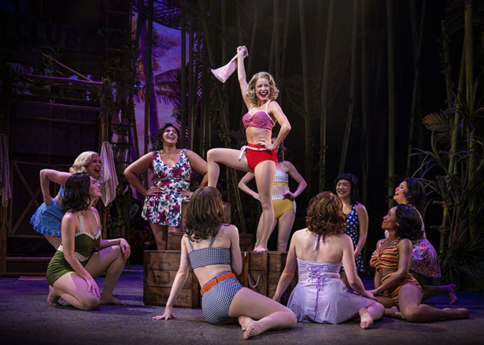 Photos: SOUTH PACIFIC Opens At Paramount Theatre — photo 9 of 18