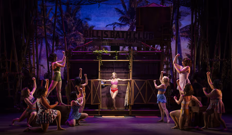 Photos: SOUTH PACIFIC Opens At Paramount Theatre  Image