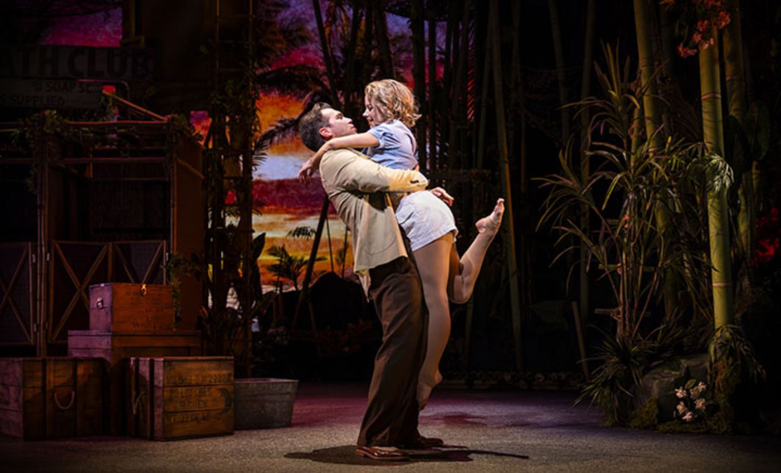 Photos: SOUTH PACIFIC Opens At Paramount Theatre — photo 12 of 18