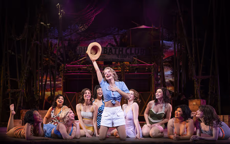 Photos: SOUTH PACIFIC Opens At Paramount Theatre  Image