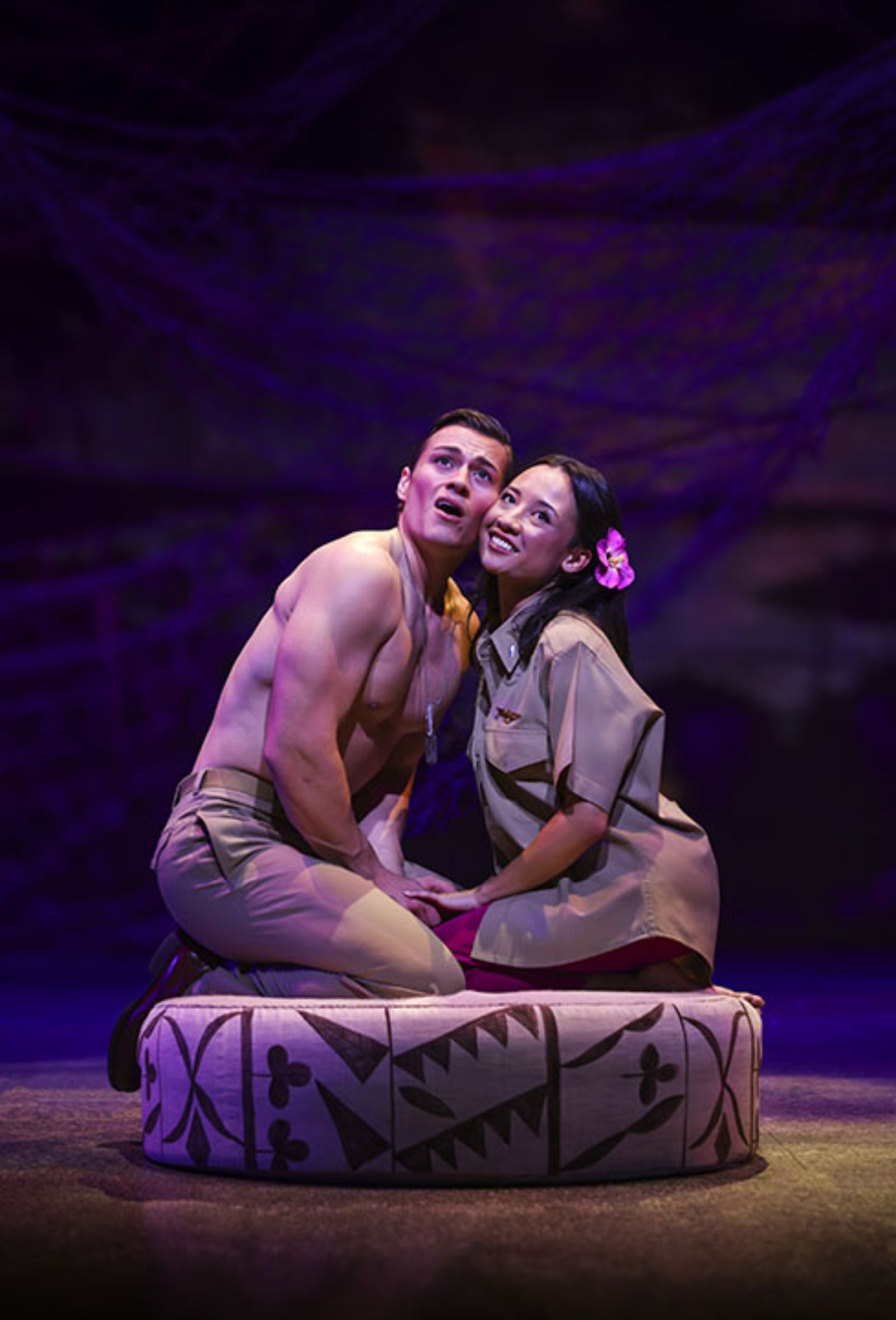 Photos: SOUTH PACIFIC Opens At Paramount Theatre — photo 2 of 18