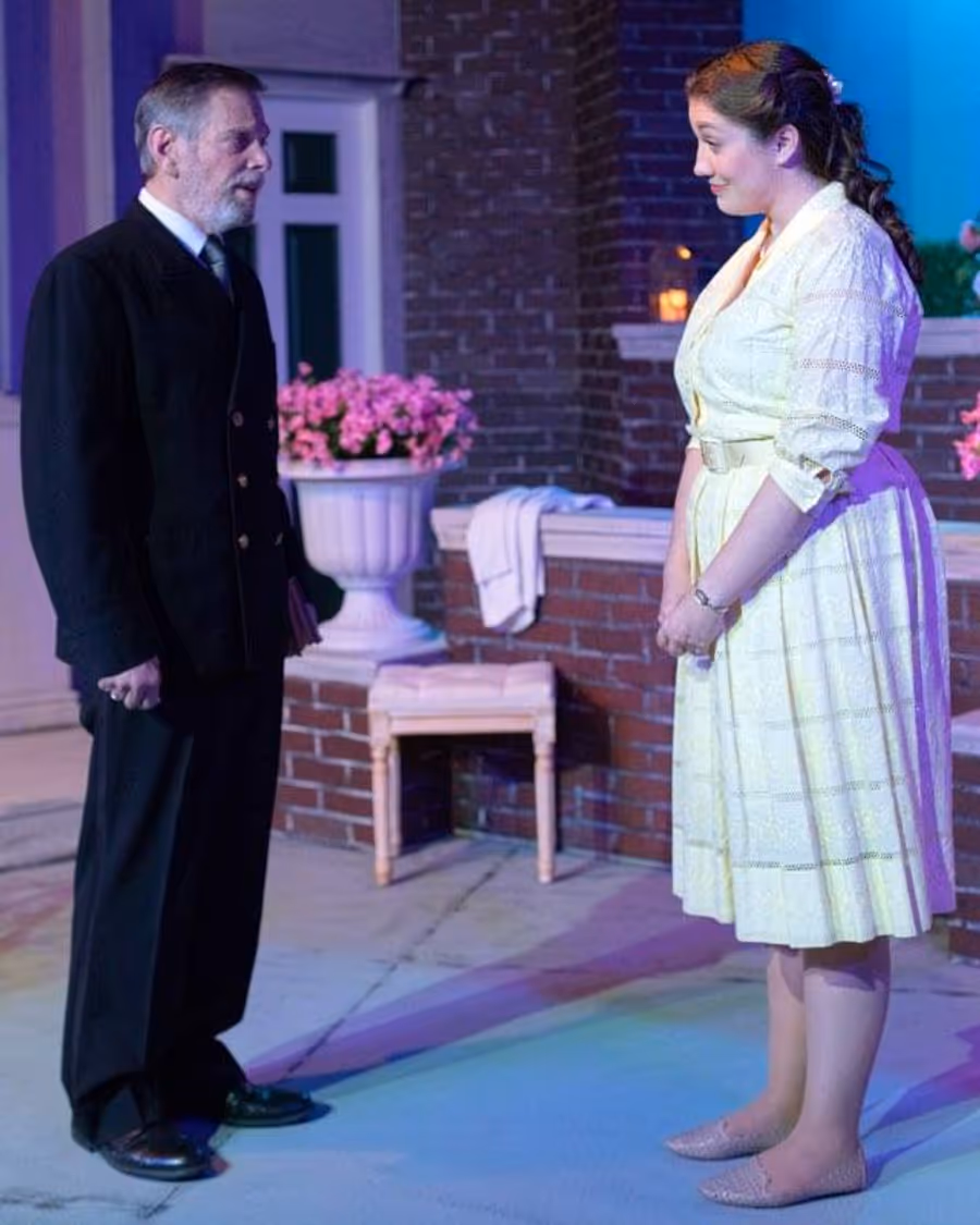 Review: SABRINA FAIR at Oyster Mill Playhouse  Image