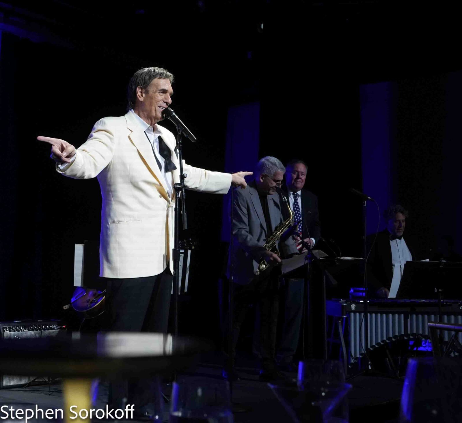 Review: Robert Davi Sings Sinatra 'his Way' at Glazer Hall Image