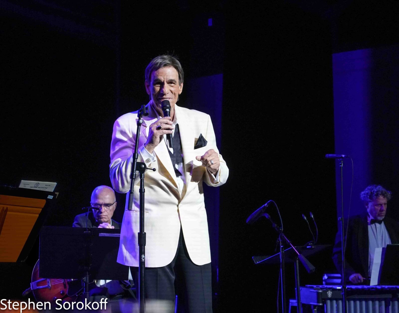 Review: Robert Davi Sings Sinatra 'his Way' at Glazer Hall Image