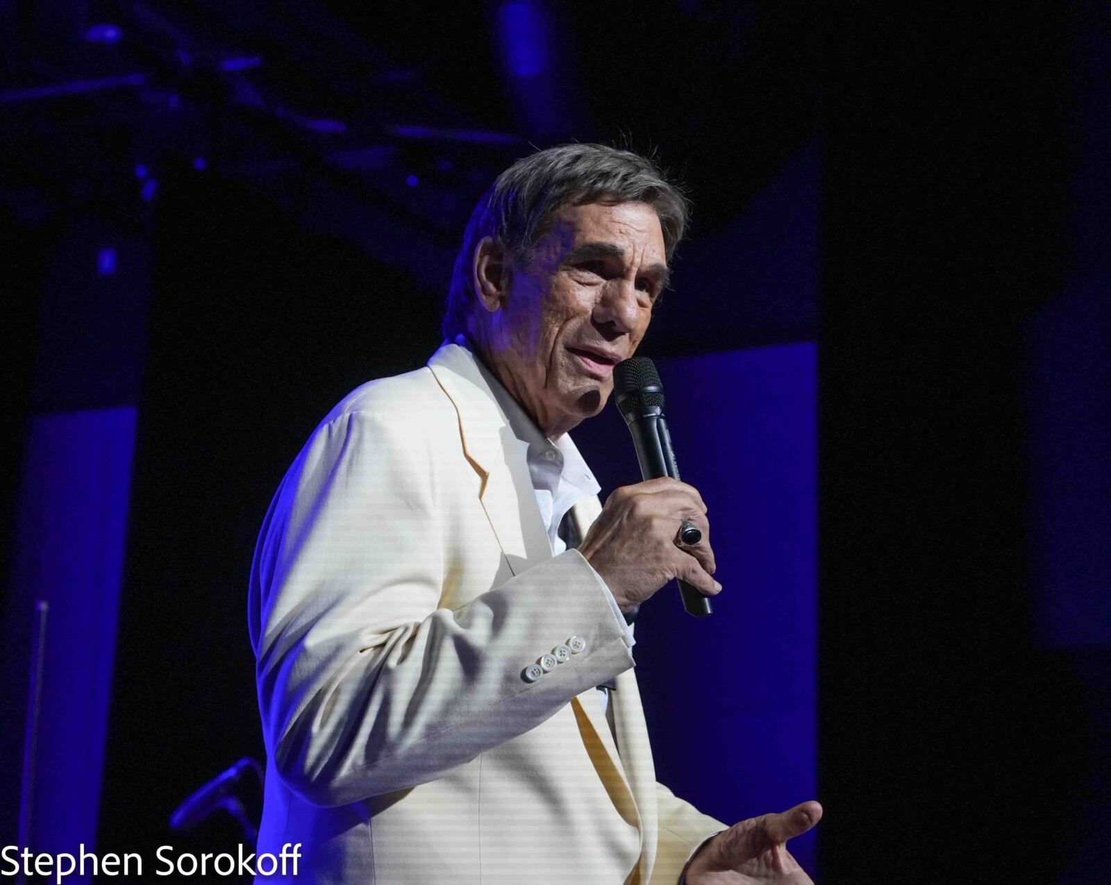 Review: Robert Davi Sings Sinatra 'his Way' at Glazer Hall Image