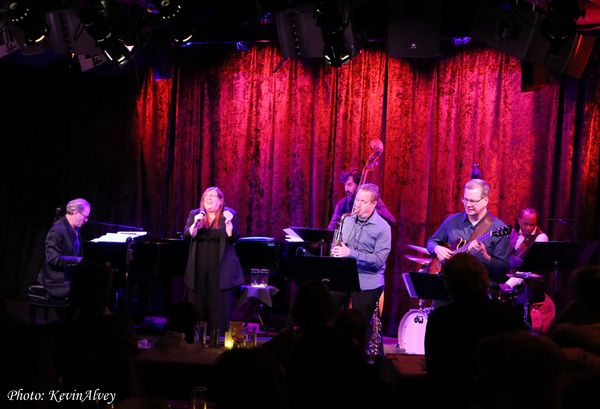Photos: Karen Mack Swings At Birdland — photo 6 of 24