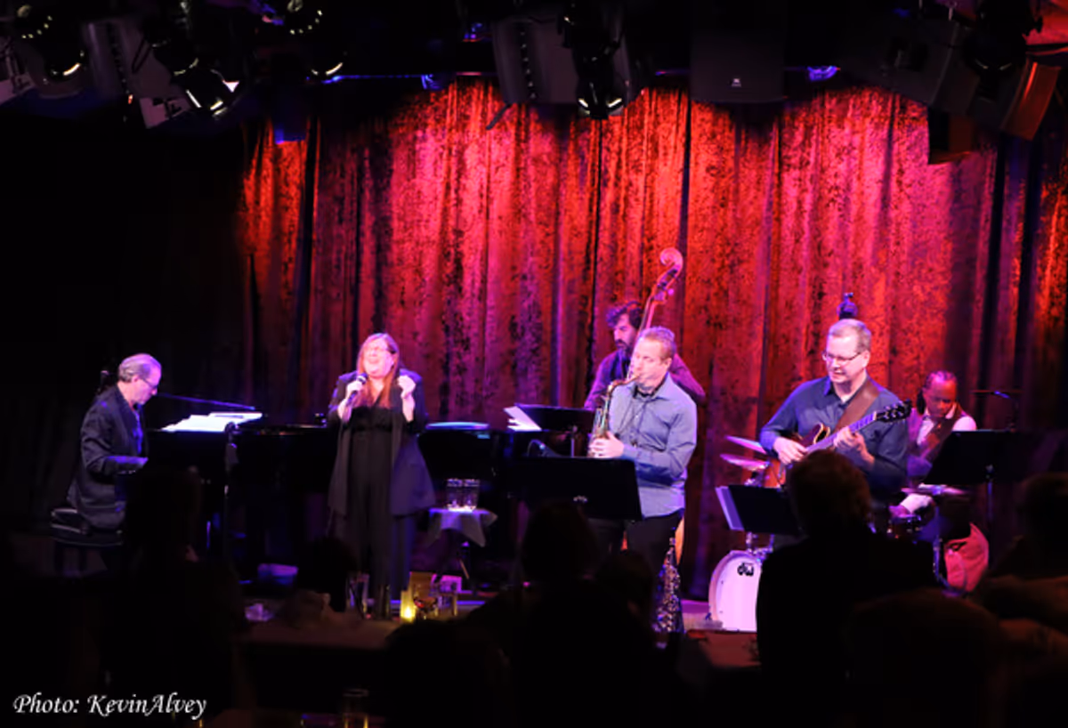 Karen Mack at Photos: Karen Mack Swings At Birdland