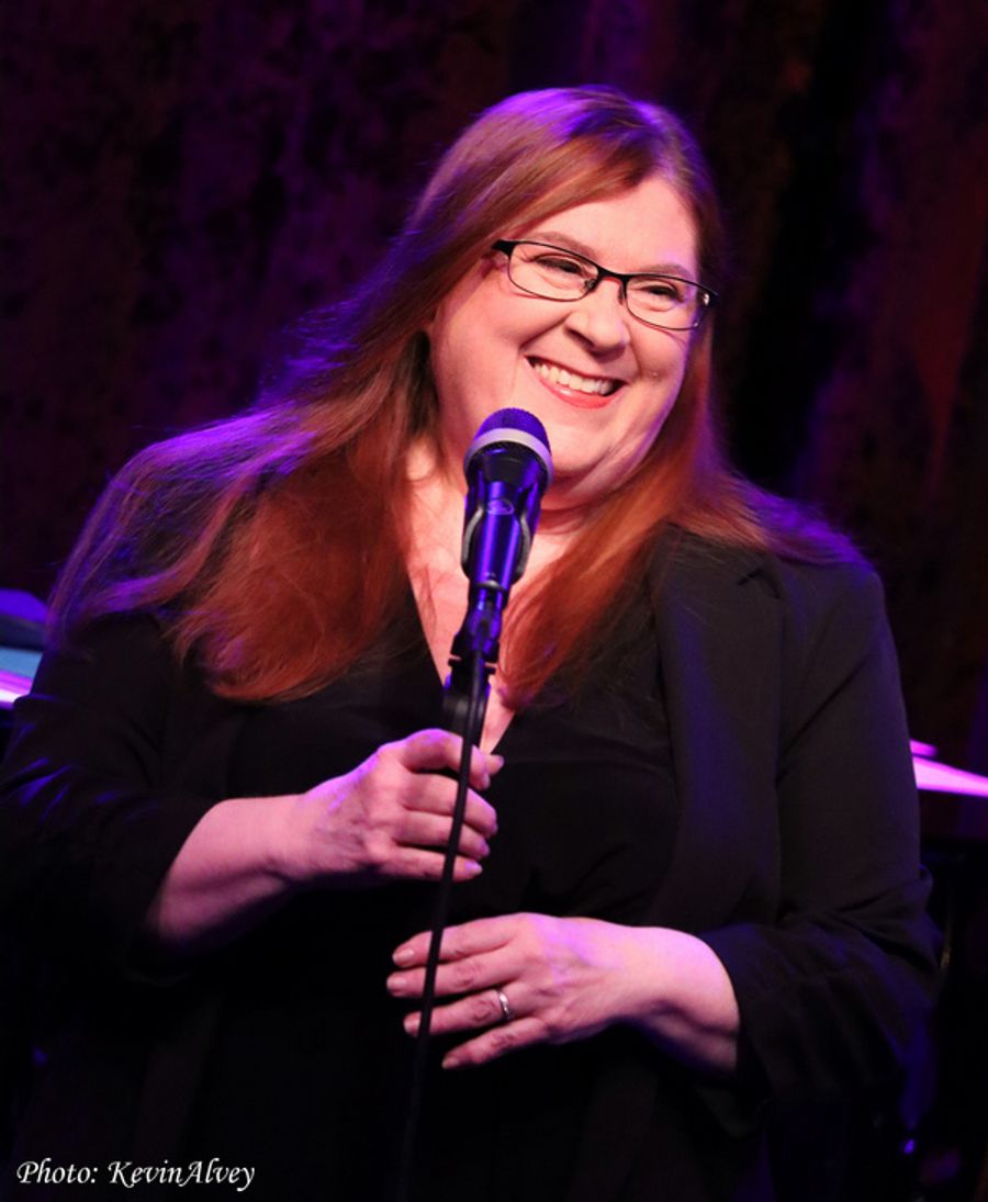 Photos: Karen Mack Swings At Birdland Image