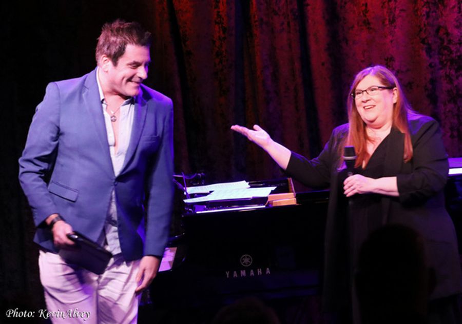 Photos: Karen Mack Swings At Birdland Image