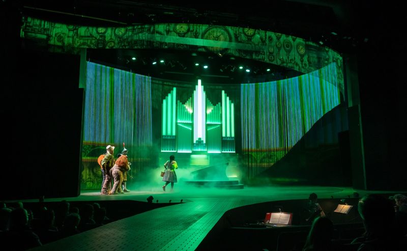Review: THE WIZARD OF OZ at Kansas City Repertory Theatre Image