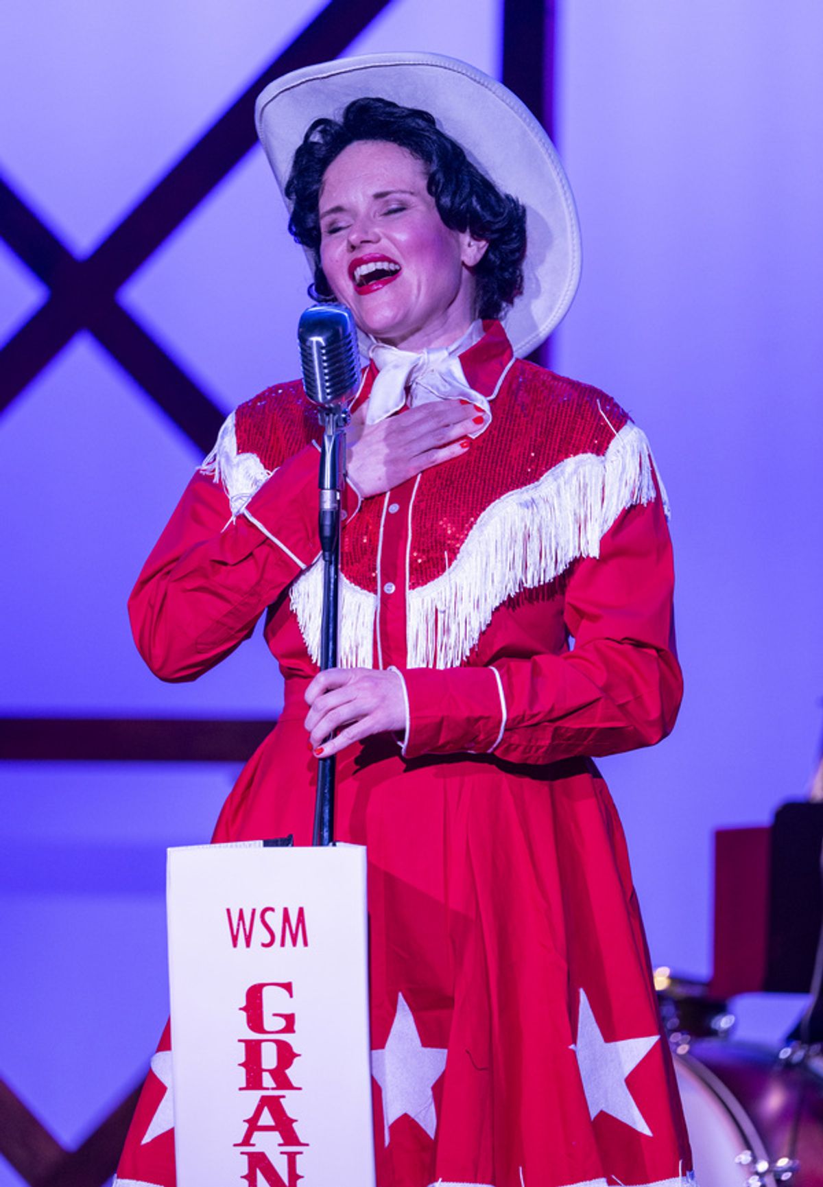 Liz Chidester. Photo by Michael Brosilow. at Photos: ALWAYS...PATSY CLINE At American Blues Theater