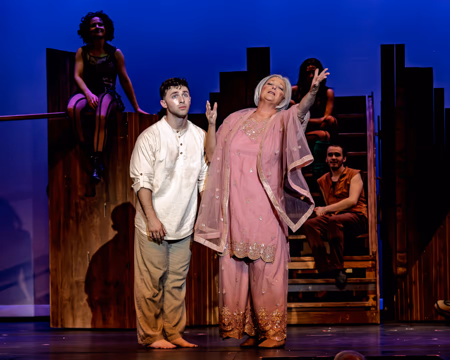 Photos: PIPPIN At Algonquin Arts Theatre Image