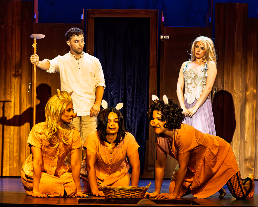 Photos: PIPPIN At Algonquin Arts Theatre Image