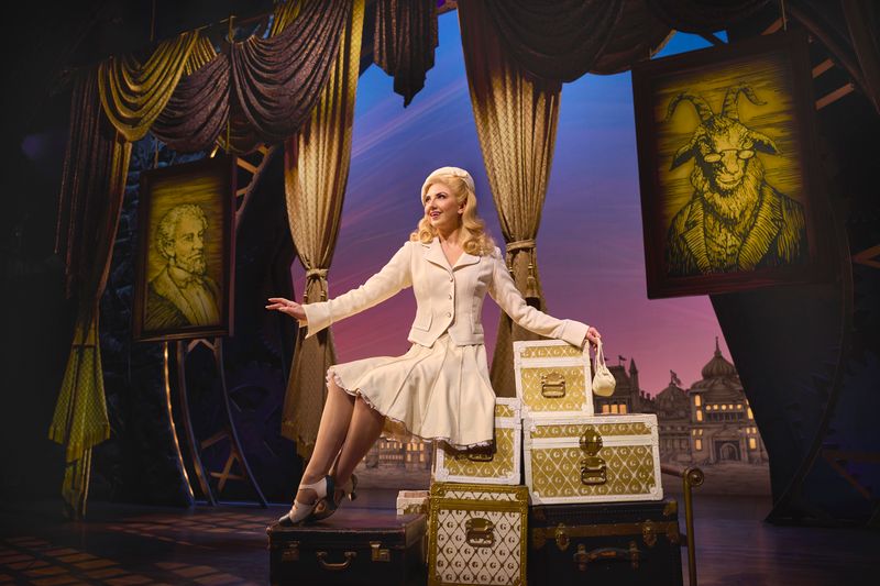Photos: Emma Kingston, Zizi Strallen and the New UK Cast of WICKED — photo 17 of 23
