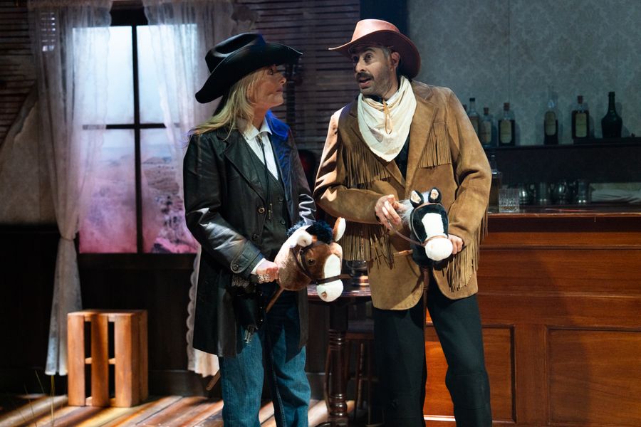 Photos: WHODUNNIT [UNREHEARSED] 4 At The Park Theatre Image