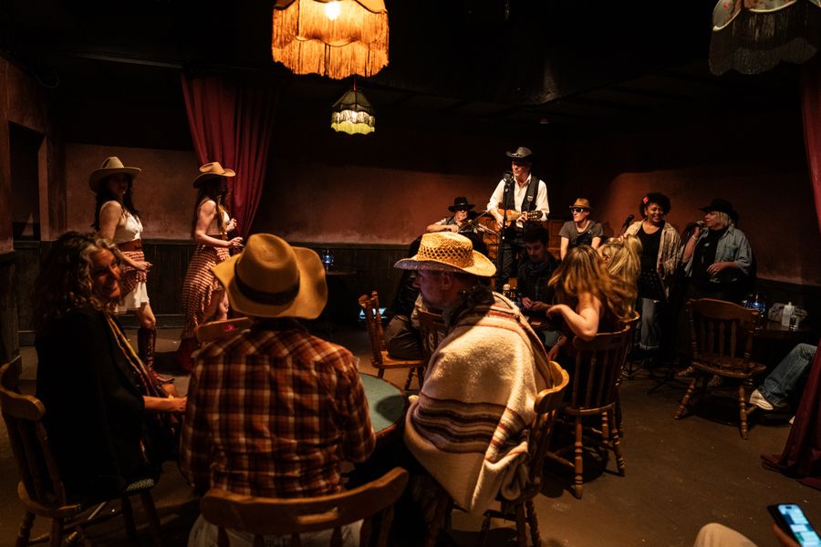 Photos: WHODUNNIT [UNREHEARSED] 4 At The Park Theatre Image