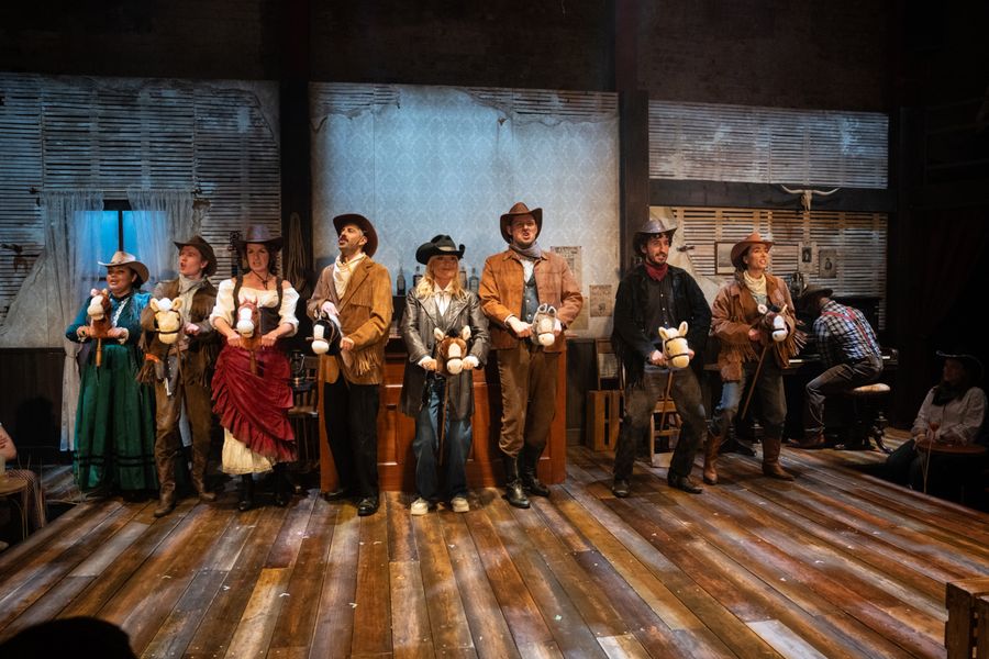 Photos: WHODUNNIT [UNREHEARSED] 4 At The Park Theatre Image