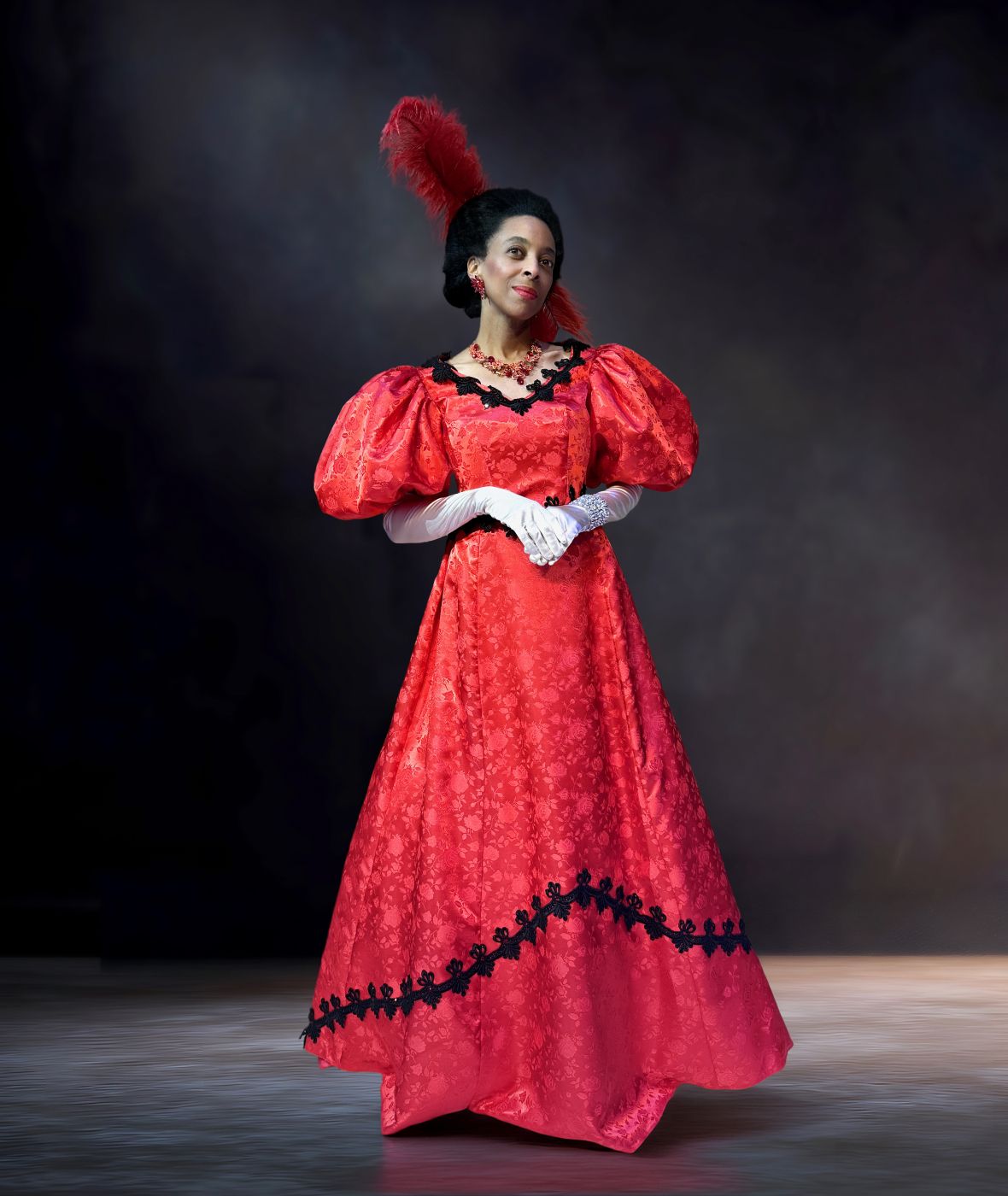 Feature: THE MERRY WIDOW at Palm Canyon Theatre Image