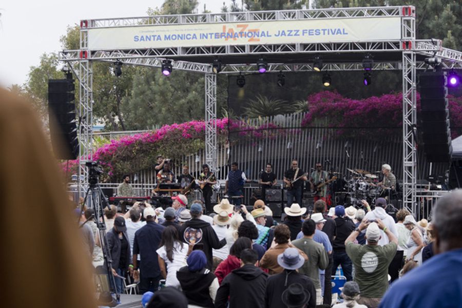 Photos: Santa Monica International Jazz Festival Draws Thousands in Inaugural Year Image