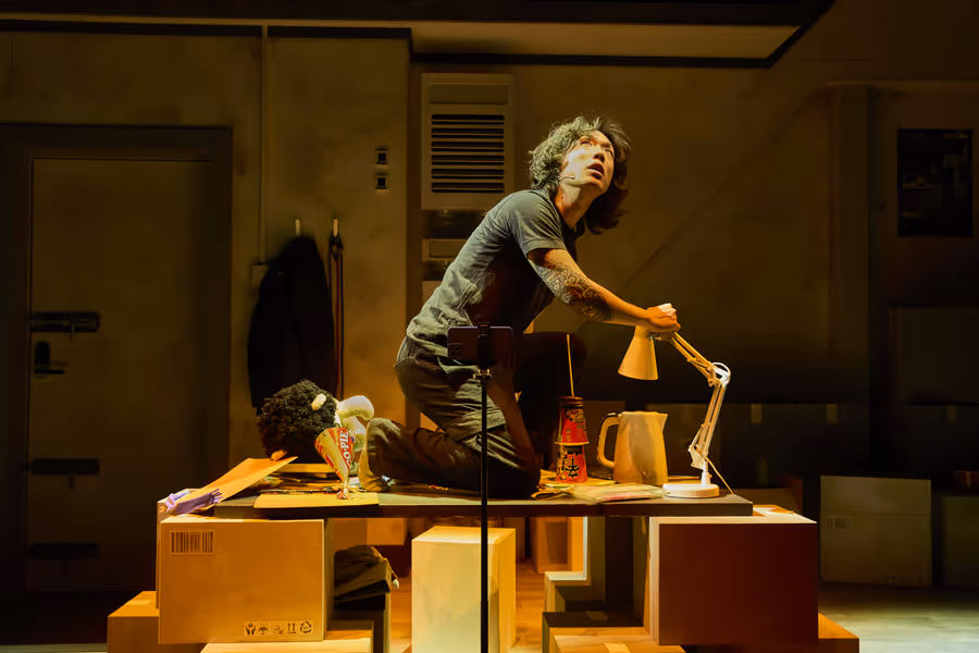 Review: THE LAST MAN, Southwark Playhouse Elephant Image