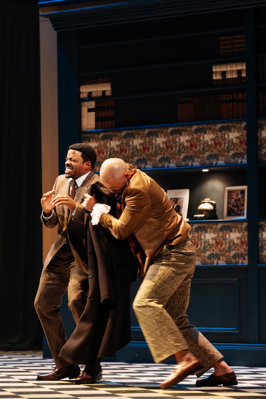 Photos: AN IDEAL HUSBAND is Now Playing at Lyric Hammersmith Theatre Image