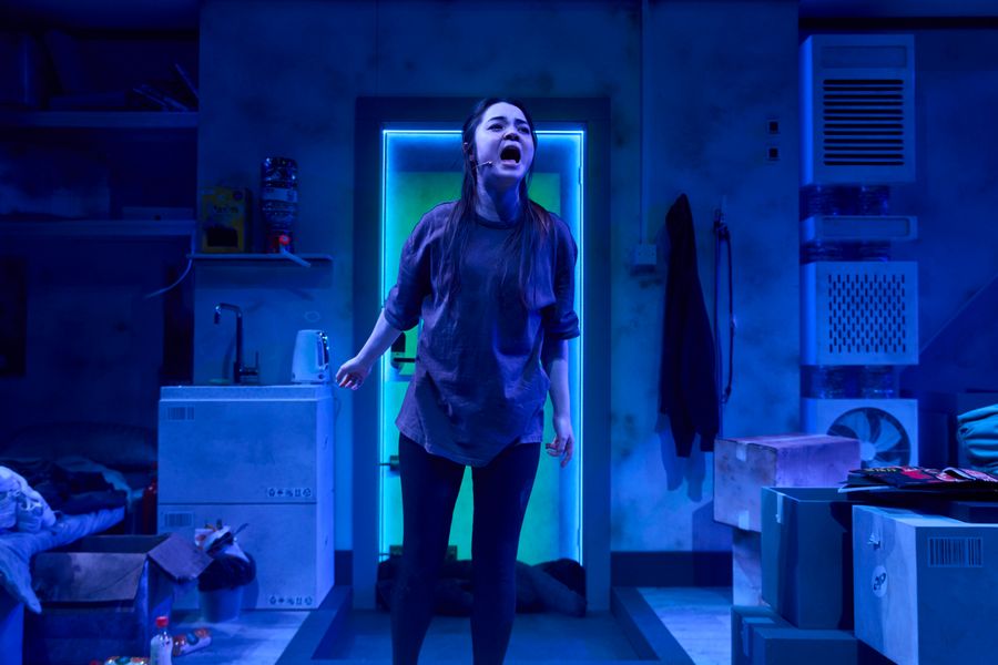Photos: THE LAST MAN Opens at Southwark Playhouse Elephant Image
