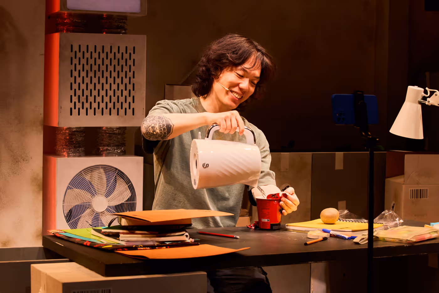 Photos: THE LAST MAN Opens at Southwark Playhouse Elephant Image