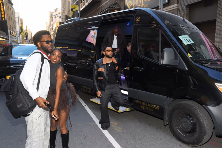 Photos: Jason Weaver, Jacob Latimore, & Birgundi Baker Visit CATS: THE JELLICLE BALL Image