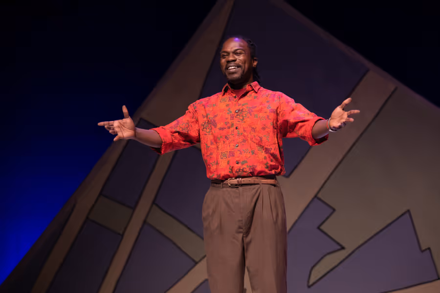 Review: PRIMARY TRUST at Circuit Playhouse Image
