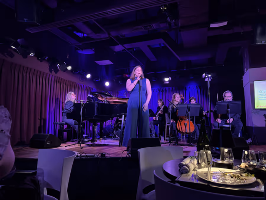 Photos: UPTOWN MAMAS Benefit Sells Out Green Room 42, Raises $5K for Domestic Violence Shelter Image