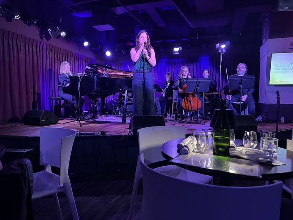 Photos: UPTOWN MAMAS Benefit Sells Out Green Room 42, Raises K for Domestic Violence Shelter — photo 19 of 23