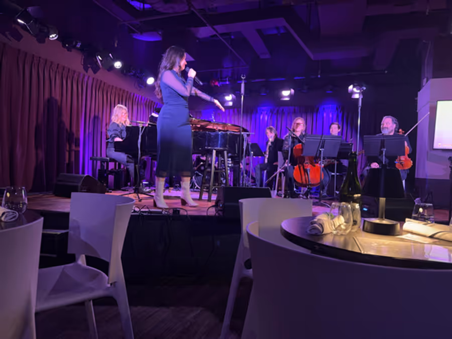 Photos: UPTOWN MAMAS Benefit Sells Out Green Room 42, Raises $5K for Domestic Violence Shelter Image