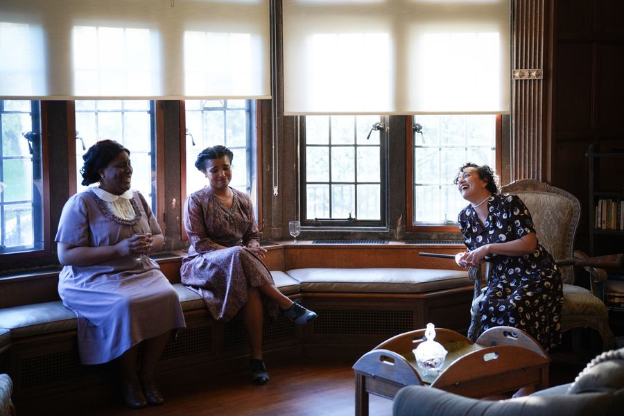 Photos: First Look at FEFU AND HER FRIENDS At Theatre Pro Rata Image