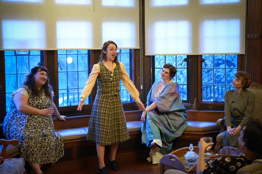 Photos: First Look at FEFU AND HER FRIENDS At Theatre Pro Rata Image