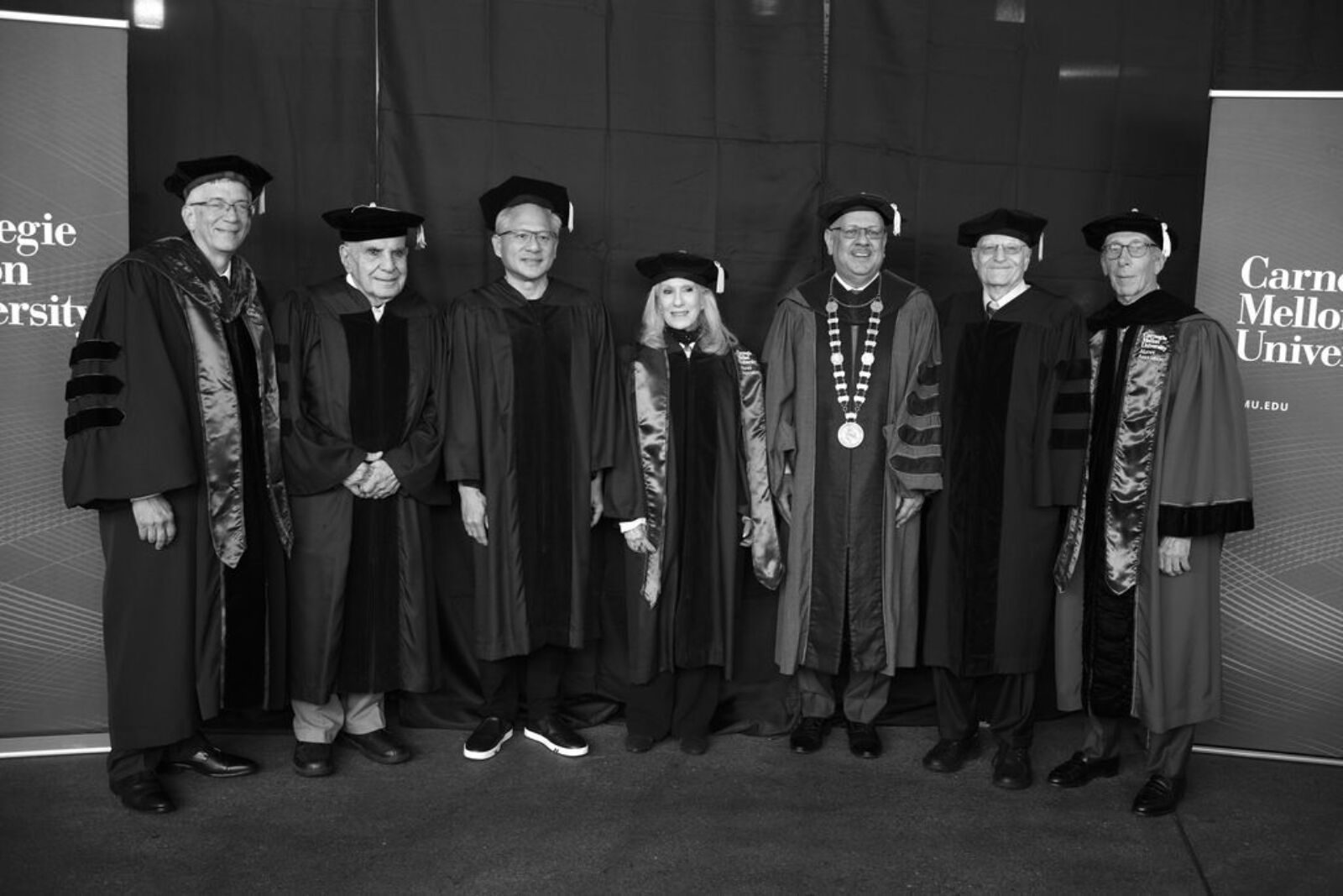 Photos: Producers Jamie deRoy Receives Honorary Doctor of Fine Arts Degree at Carnegie Mellon — photo 8 of 11