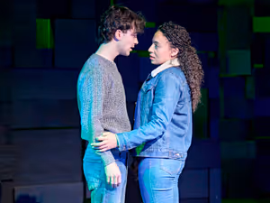 Noah Valentine, Bella Aubin  Photo