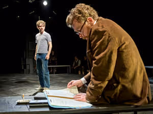 Noah Valentine, Toby Stephens  Photo