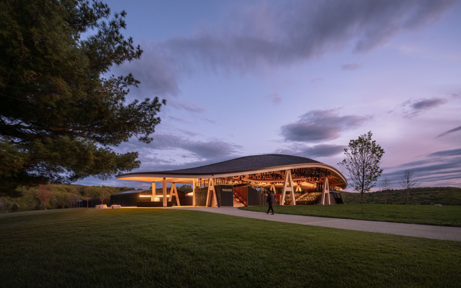 Photos: Hudson Valley Shakespeare Celebrates the Opening of the Samuel H. Scripps Theater Center — photo 1 of 4