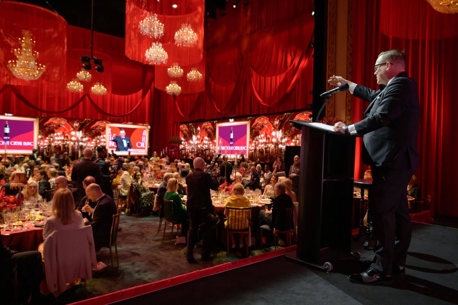 Photos: Lyric Opera of Chicago's Wine Auction 2026 — photo 2 of 19