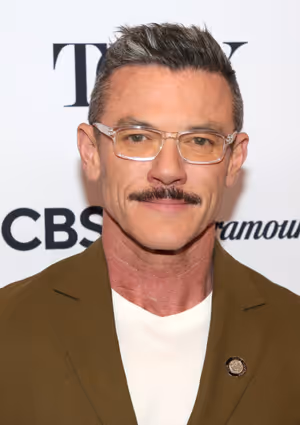 Luke Evans  Photo