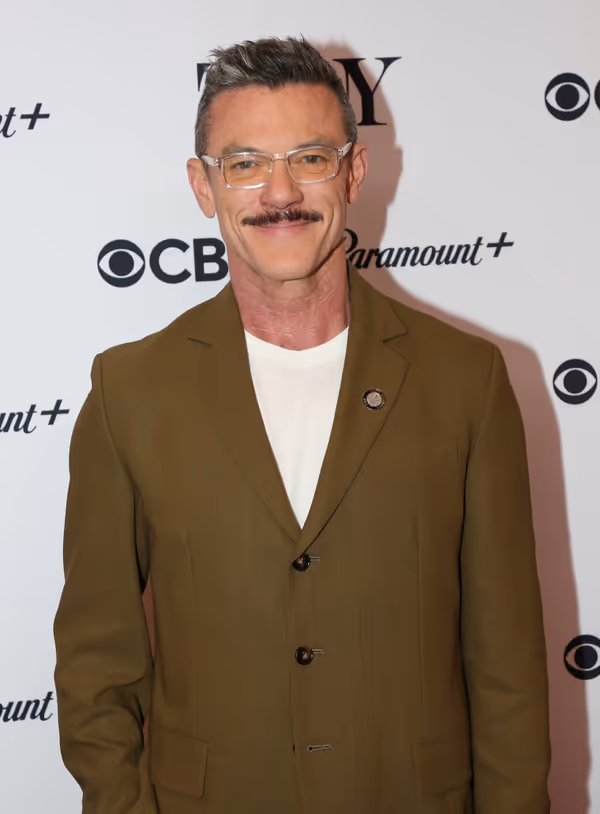 NEW YORK, NEW YORK - MAY 14: Luke Evans poses at The 79th Annual Tony Awards Meet… Photo
