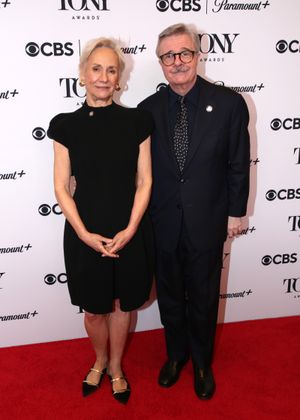 Laurie Metcalf and Nathan Lane  Photo